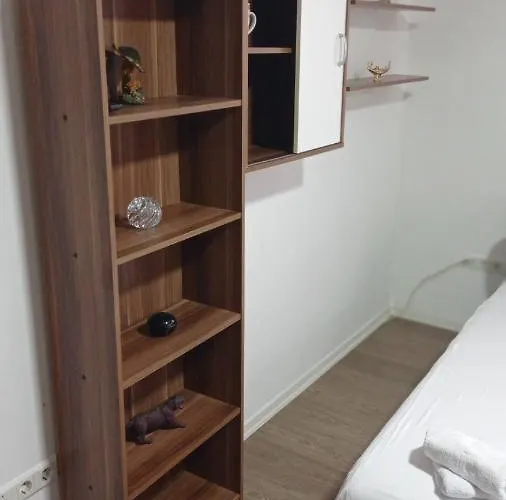 Sleep And Drive No5 - Free Wifi *